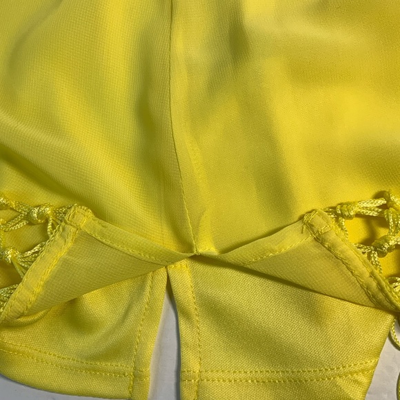 Skye’s the limit double layered sleeveless fringed tank size Large - Picture 6 of 6